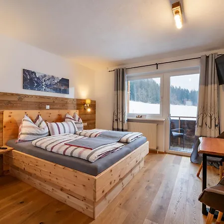 Berghof Haselsberger Gasthof St. Johann in Tirol
