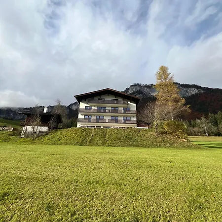 Pensión Berghof Haselsberger 3*