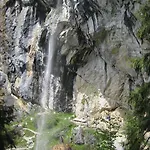 Berghof Haselsberger Санкт-Йоганн