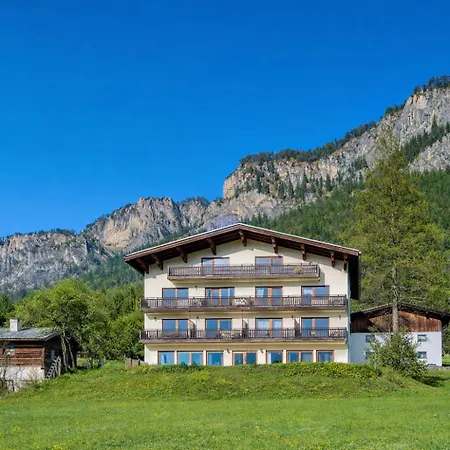 ゲストハウス Berghof Haselsberger 3*